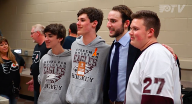 Flyers Defenseman Gostisbehere ’11 Invites Hockey Team from Alma Mater, Marjory Stoneman Douglas, to NHL Game